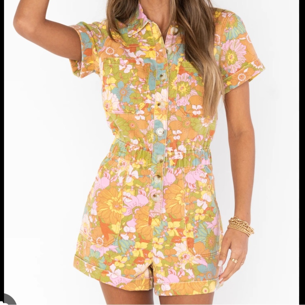 Cannon Romper in Groovy Blooms
SHOW ME YOUR MUMU